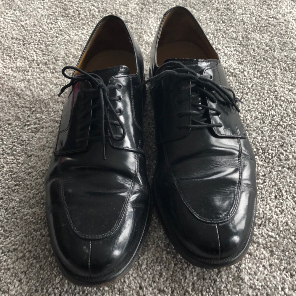 Men’s Cole Haan black dress shoes